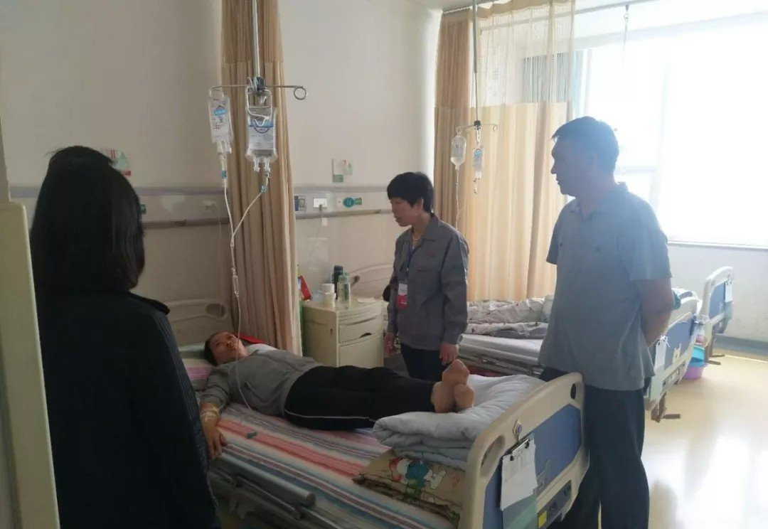 美廚公司工會、愛心基金會聯(lián)合湖濱鎮(zhèn)總工會走(圖1)